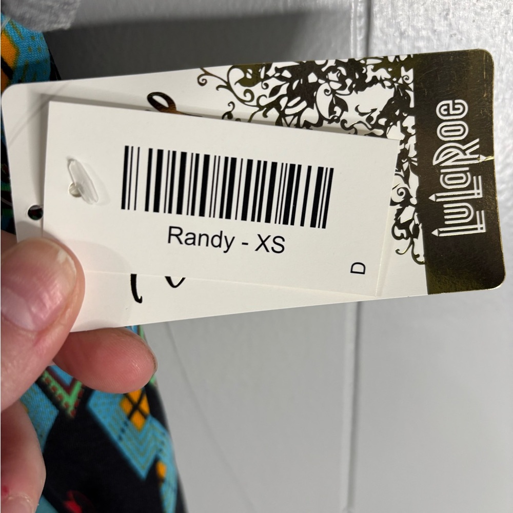 Colorful Patterned Raglan Sleeve Shirt‎ - Picture 2 of 5